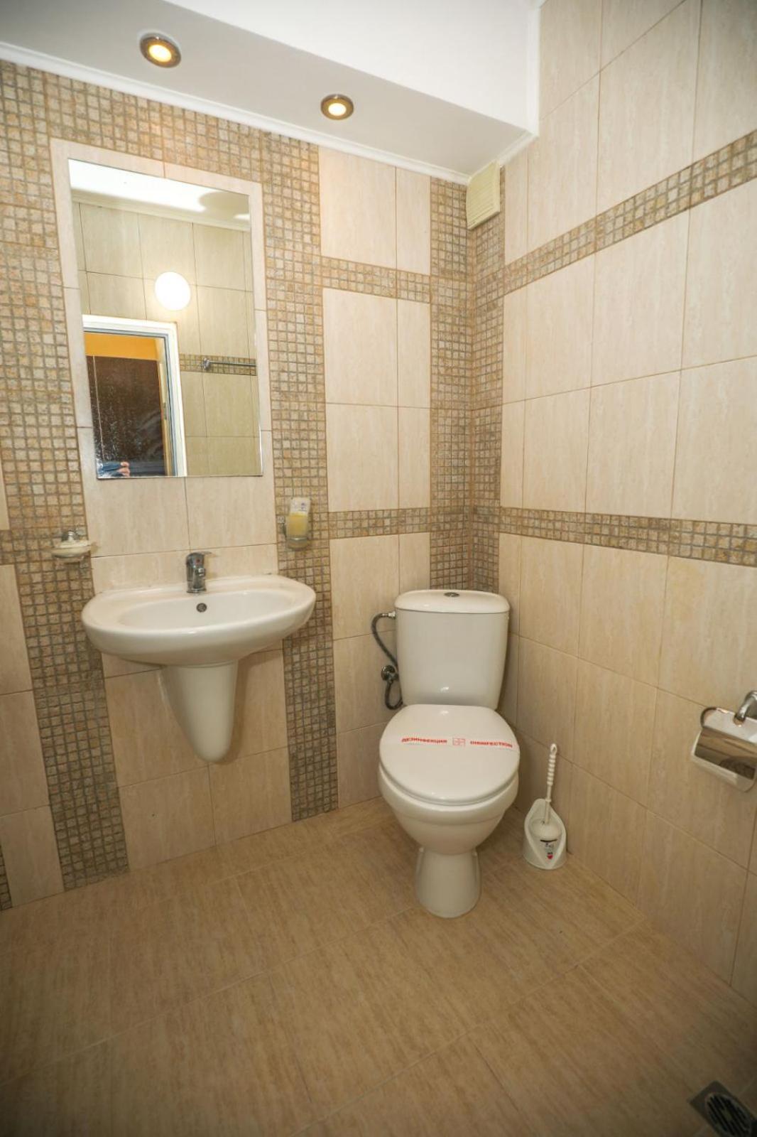 Family Hotel White House Pomorie Exterior foto