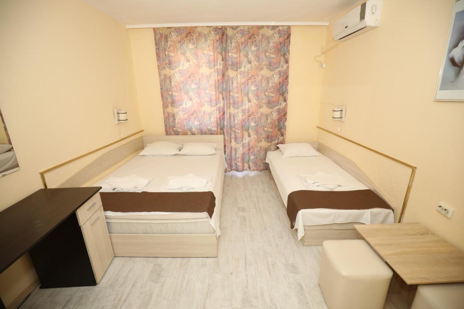Family Hotel White House Pomorie Exterior foto