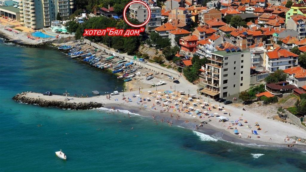Family Hotel White House Pomorie Exterior foto